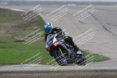 media/Nov-29-2025-TrackDaz (Sat) [[10ae2d9bce]]/B Group/Session 3 (Outside Grapevine)/